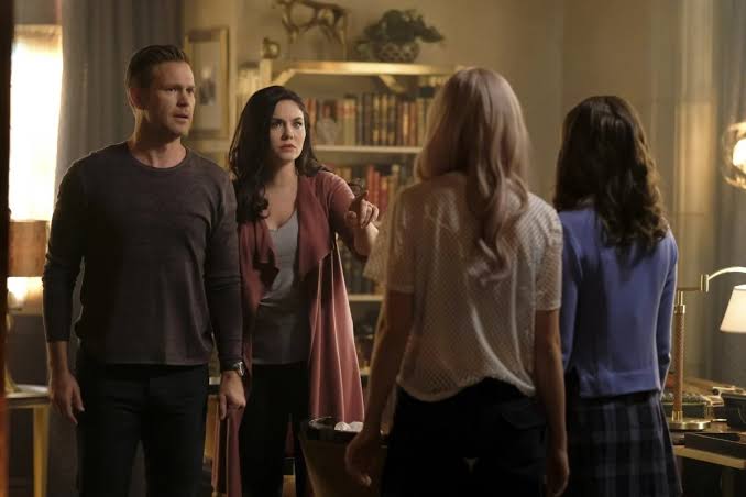 oldsammy29's tweet photo. I cried alot on this episode. Damn. π
#MombieDearest #Legacies https://t.co/WxwQFV1iH5