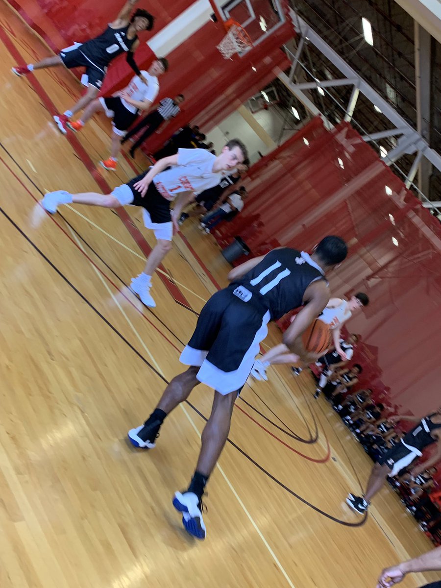 will_travis71's tweet photo. We had a great tournament this weekend. The team went 3-0 in the Zero Gravity tournament in Richmond.  I am very proud of how well they performed!  I am especially proud of my son Jaylon. He played hard and knocked down some crucial three pointers. #TeamLoaded804 #number11 https://t.co/uxqZWfPk0i