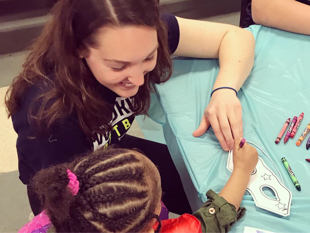 WildkitSoftball's tweet photo. an amazing afternoon spreading Joy at @thebirthdaypartyproject !!! Our varsity Wildkit SUPERHEROS got to help celebrate some amazing kiddos and help throw one of the most fun birthday parties to date!! we had a BLAST!! #joychangeslives #tbpp #tbppchicago #thebirthdaypartyproject https://t.co/3VpTrQbP0O