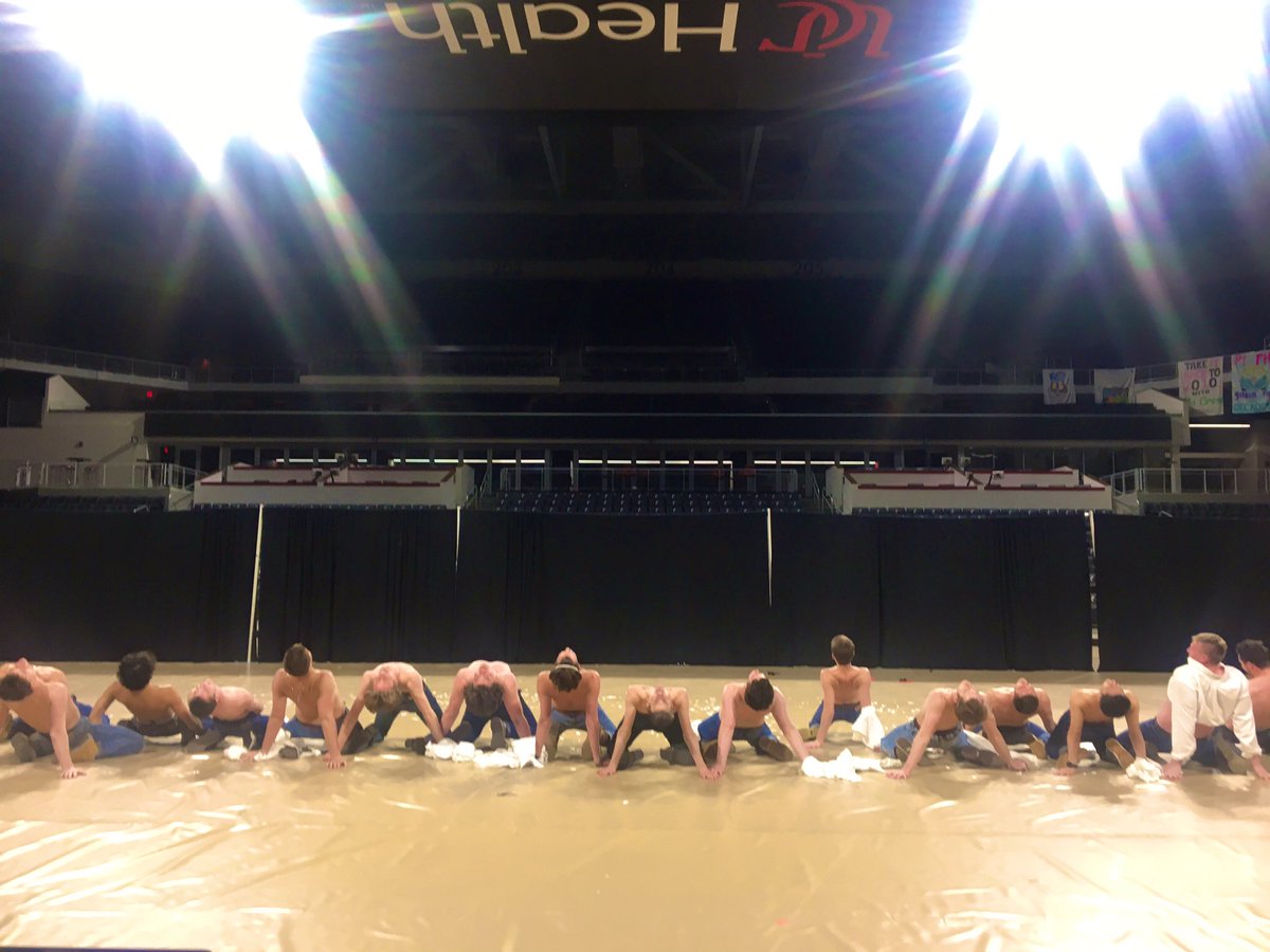 cincy_mgc's tweet image. nice, @UCDelts! haha! #UCGreekend2019