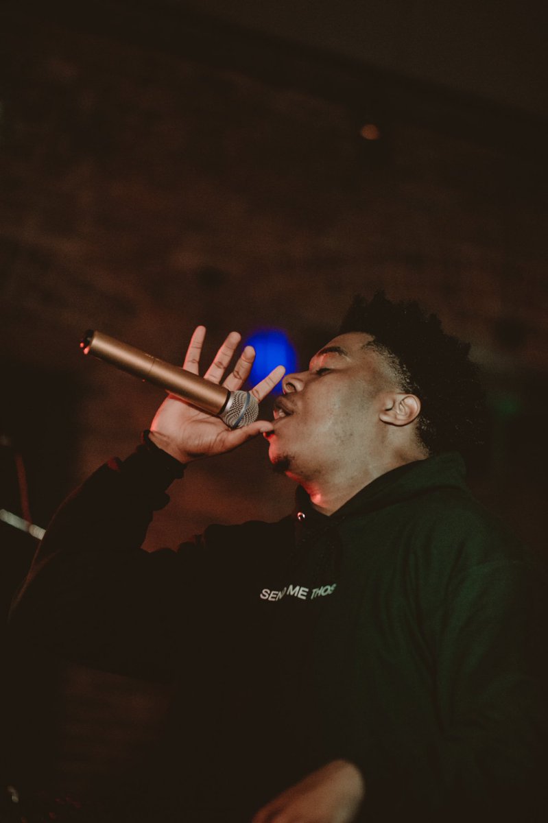 Seattle_FAM's tweet image. Thank you to everyone who came out to Culture Fest Vol. 4 last night and made the evening so beautiful! Such an amazing experience 🙌🏾

📸: @ShutterSpdMedia