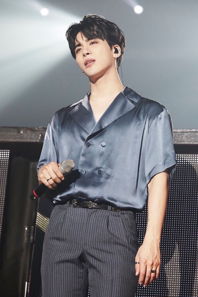 cherry_t127's tweet photo. #HappyJonghyunDay #Happy_Jonghyun_Day @SHINee ❤️
Este nene ya tiene 30 años🤧como se ha pasado el tiempoooo~ Ha pasado ya tanto tiempo y aún lo extraño demasiado,pero sé que esta con todas nosotras y siempre lo estara. Quiero decir algo que siente que debo decir.⬇️ https://t.co/S74EUigYfP