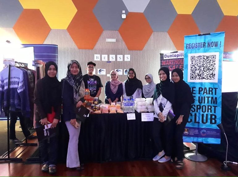 UiTM_BESSS's tweet photo. | 6-7 April 2019 |

Aktiviti booth jualan kali pertama buat BESSS bagi sesi 18/19. Aktiviti ini merupakan projek dibawah Biro Keusahawanan BESSS 18/19
#bessseyh https://t.co/m0hLIqdfyq