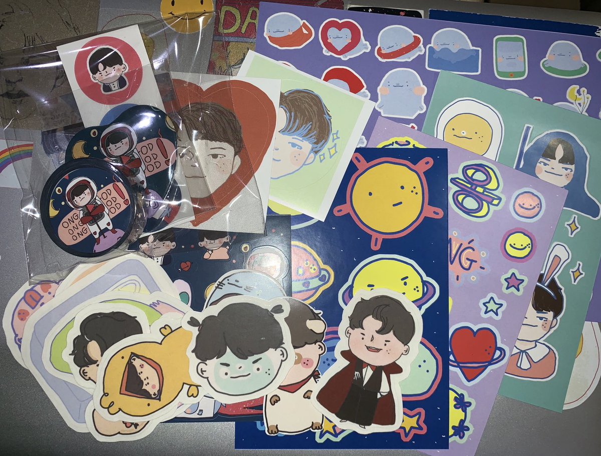 bLOLLY's tweet photo. ที่บอกไว้ว่าจาแจก องทั้งหมดที่เคยวาดมา รีทวิตเฉยๆ ก็พอจ้า ประกาศพรุ่งนี้หนึ่งทุ่ม ♥️ https://t.co/aNQL8wCAMW