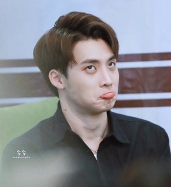 2wishMx's tweet photo. Digamos que estas dos. 

Let's say these two! @m34nismind @ZaanookJukkroww
#uglydollsmovie #LuckyBat #MeanPhiravich https://t.co/gtWfCTEOoy