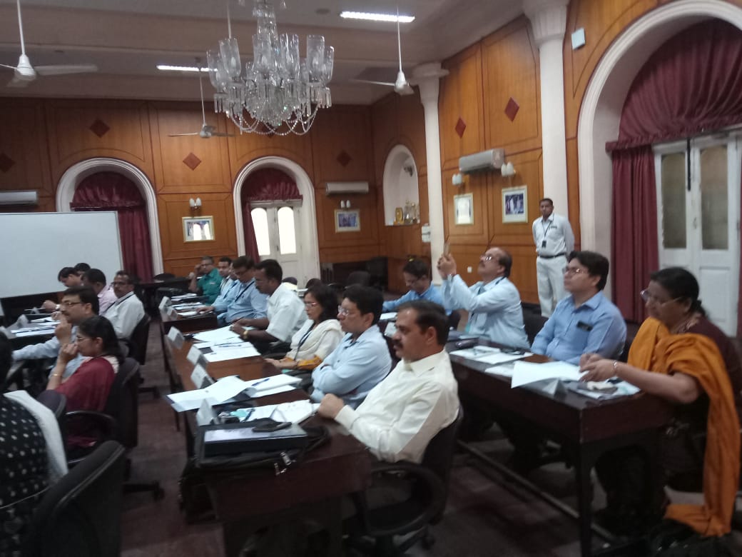 ASCIMEDIA's tweet photo. #GeneralManagementProgramme for Middle Level Executives of REC LTD. (April 8-12, 2019) begun in ASCI's Bella Vista, Hyderabad, today.
Program Director:
Professor Lakshmi B https://t.co/94EKmgTDxk