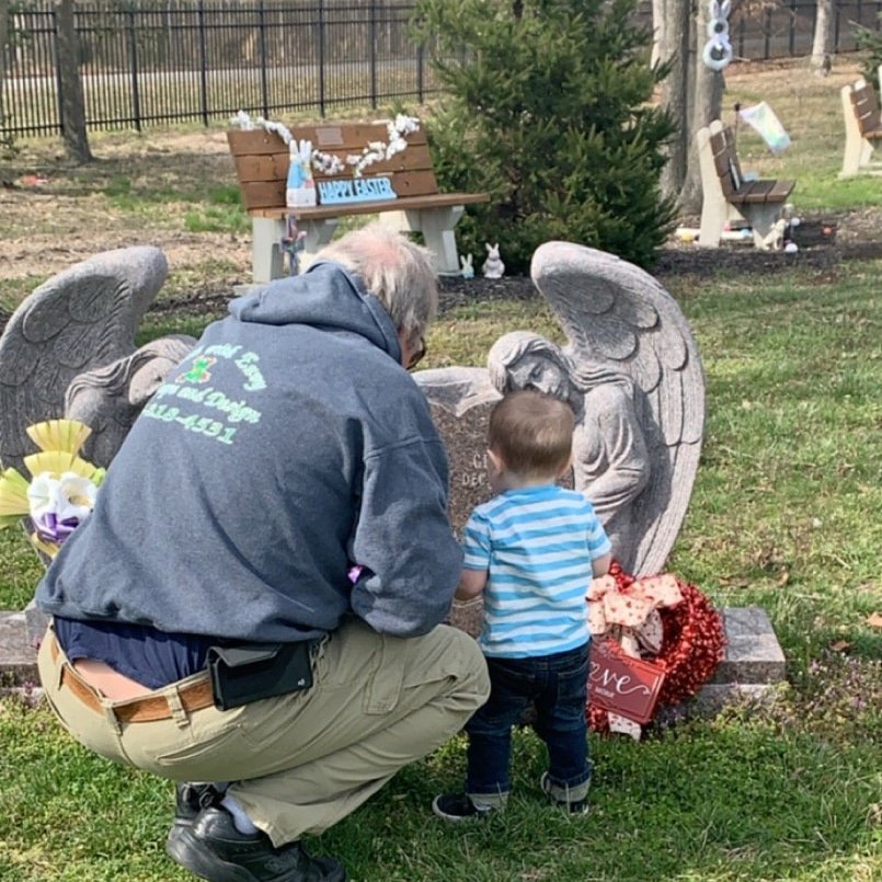 The reality of DUI of cell phones. April is #DistractedDrivingAwarenessMonth  and when Nikki's friend killed her because of her decision to text and drive. Looking at your phone while driving is a choice, the consequences are deadly. 

#ddam #DistractedDriving #charity #padd