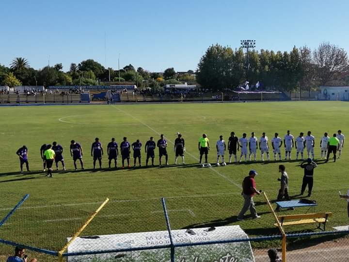 DefensorPDLT's tweet photo. Copa de campeones: Defensor PDLT 0 Wanderers tmbo 1.
Por momentos fuimos superiores, partido con llegadas de los dos cuadros. Quedan 90' por jugar en Tacuarembó. https://t.co/eAKkUeNjTl