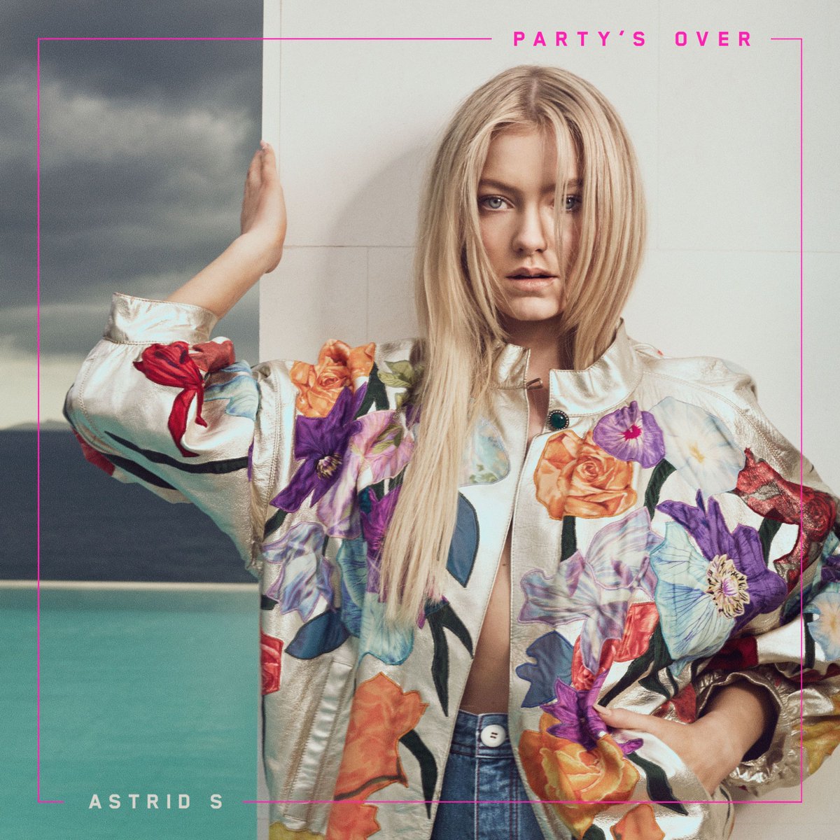 queendomoculto's tweet photo. O #SundayArtist de hoje é a maravilhosa @astridsofficial do electro-pop. Ela ficou conhecida internacionalmente em 2013 após participar do Pop Idol. Suas grandes inspirações são ABBA, Queen, Madonna e Britney Spears. Músicas para ouvir: Someone New, Emotions and Hurts So Goo.🎵 https://t.co/912jcHaEKB
