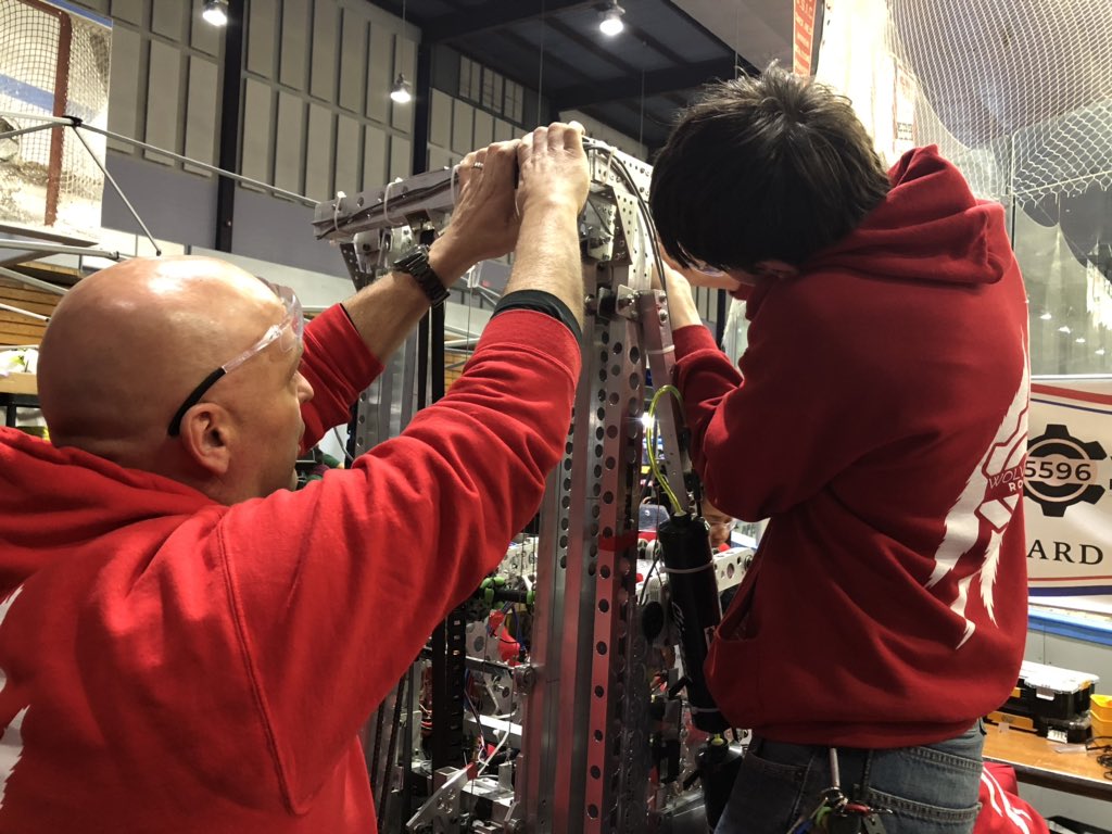 5596Robotics's tweet image. Our team captain Thomas and teacher Mr. Emer always hard at work!!! @CANFIRST @TCDSB21C @TCDSB #teamwork #dedication #robotics #frcteam5596 #HardWork #futureengineer  #stemweducation