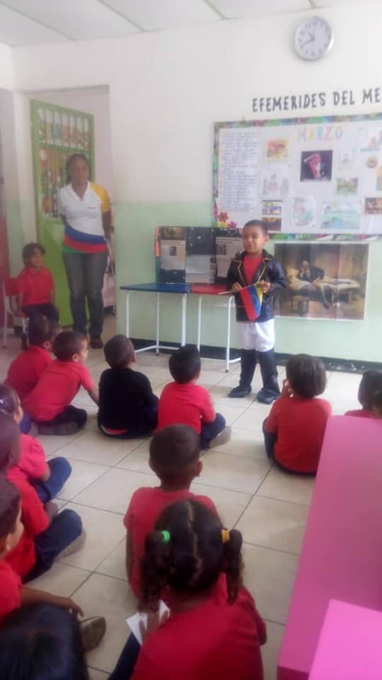 ceibelbosque's tweet photo. Actividad Especial en honor al "Generalísimo Francisco de Miranda" a cargo de las docentes: Aibory Ariza, Hilda Castro, Lisbeth Cordero, Ibeth Mendoza y Crisay Delgado del @ceibelbosque  ubicado en el Parque El Bosque de Charallave @MPPEDUCACION @ZYSEGMIRANDA @psuvaristobulo https://t.co/8e5keYZPAQ
