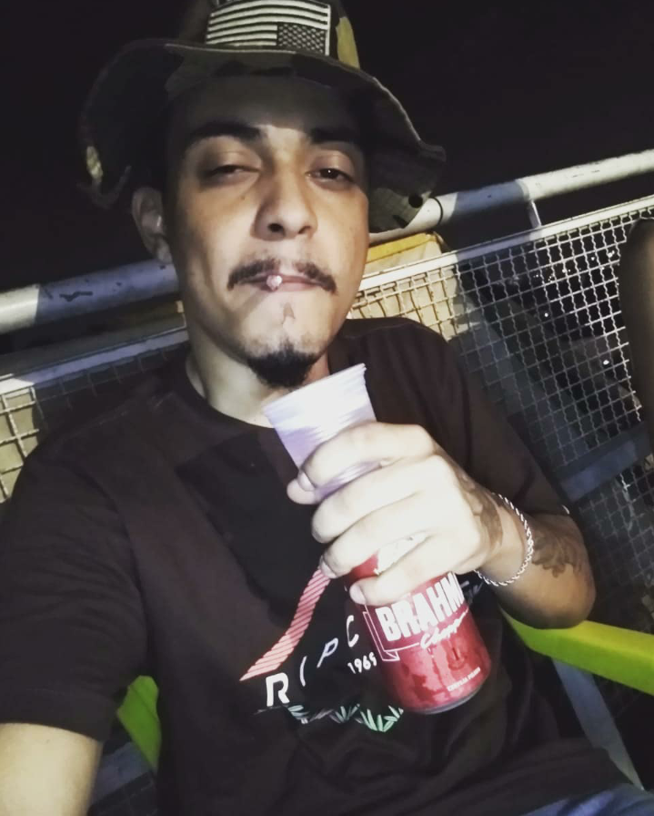 LucasGsmoke's tweet photo. Ainda✌🍁🔥🍻 #Gelo #maconha #MecPaz #mtfe @Maconharia4i20 https://t.co/FTo0PAtwoI