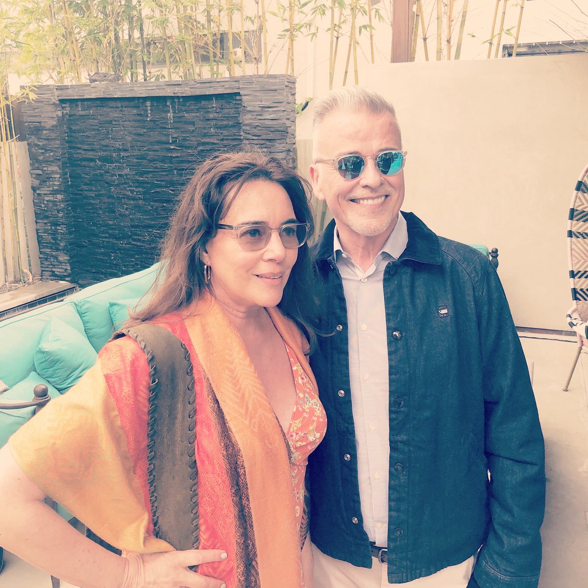 JulieCarmen3's tweet photo. Supporting @PilotLightFund with new friends @KilttripUSA @ahendr1234 @nsimbimusic @Slash #pilotlightfoundation #fundraiser #farmandflame @farmandflame https://t.co/NzpNGgnx4G