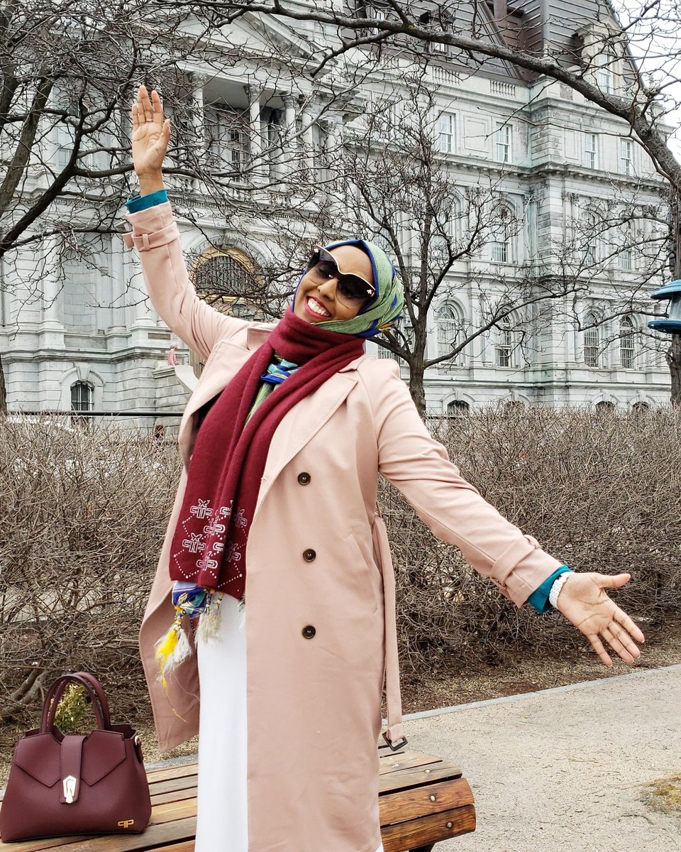 IfrahSucdiOtt's tweet photo. Today, I officially celebrated my FIRST year anniversary in business alhamdulilAllah! To ALL of you who believed in me, to ALL of you who invested in my products, &amp; to ALL of you who constantly send me prayers, I THANK YOU from the bottom of my heart!🙏🏾 #IfrahsEssentials
#ToYear2 https://t.co/d8Dowj56n4