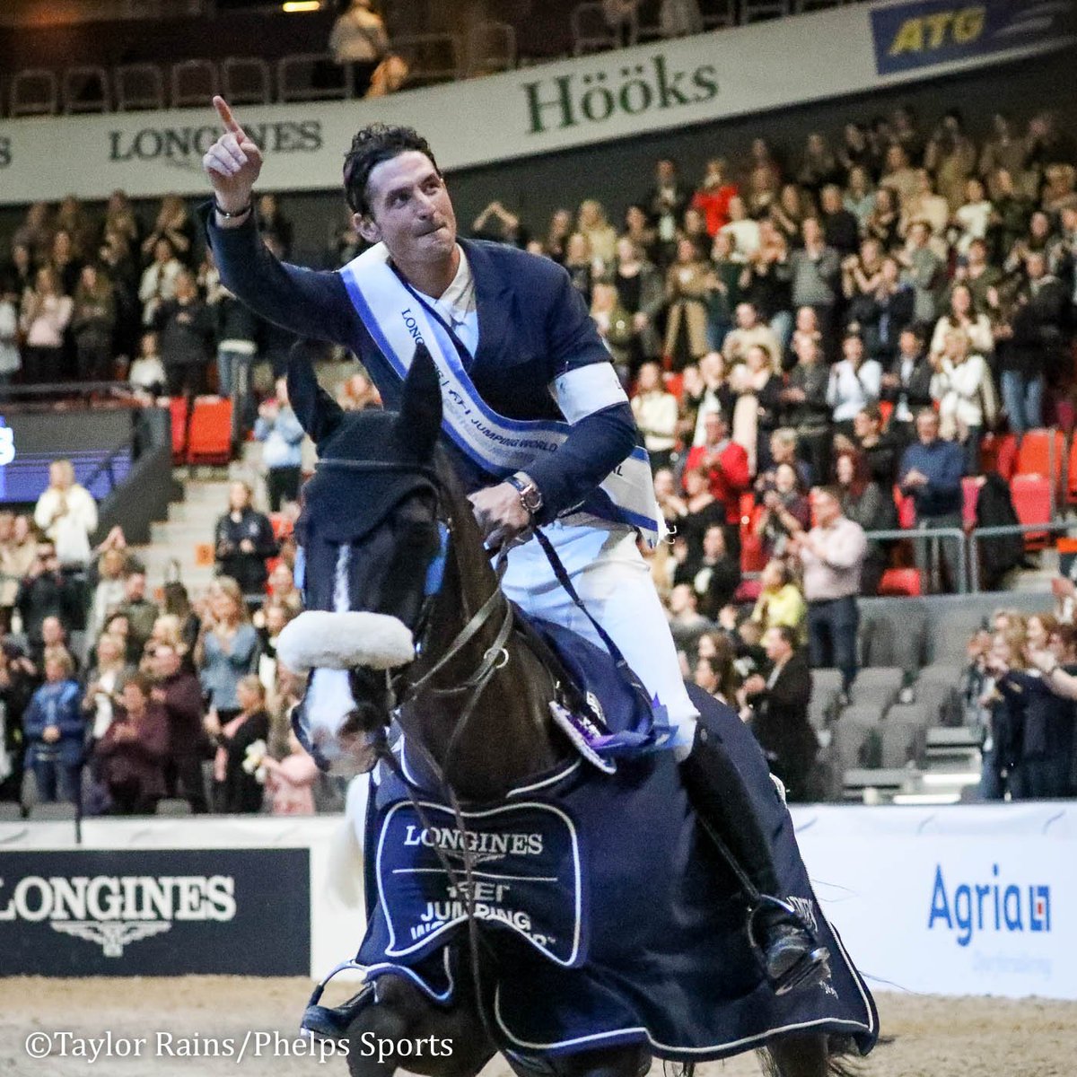 PhelpsSports's tweet photo. World No. 1 @steveguerdat won his third @longines #FEIJumping World Cup™ Final title on Sunday at the Gothenburg Horse Show in Sweden! Read the full story and enjoy the photo gallery: https://t.co/35nH3KOZ85 #FEIWorldCupFinals https://t.co/B2OOYTRJgP
