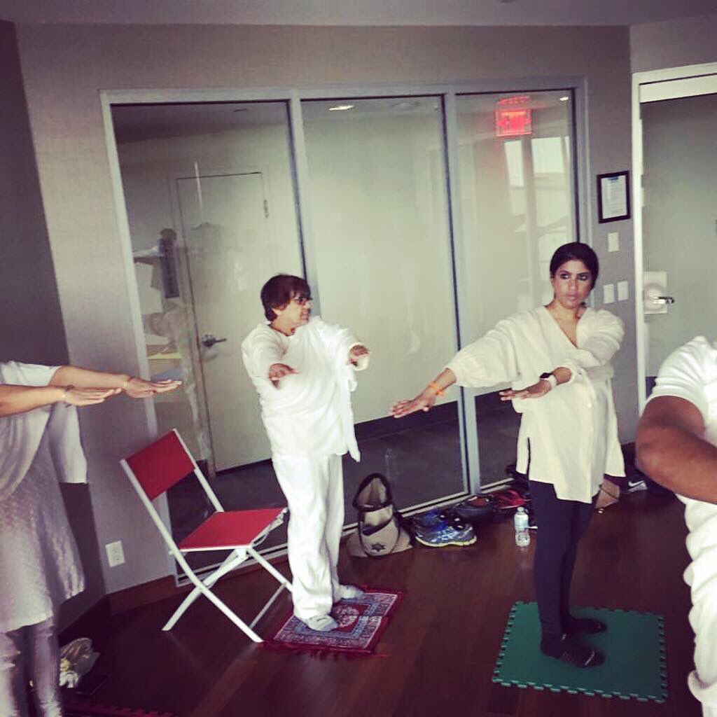 DKYCanada's tweet image. Trying NOT to think when practicing #meditation only makes our mind more rigid. In #dattakriyayoga we use soft movements in line with our breath to ease the mind and bring it closer to a state of quietude. #serenity #Mindfulness @MindfulEveryday #yogaeveryday