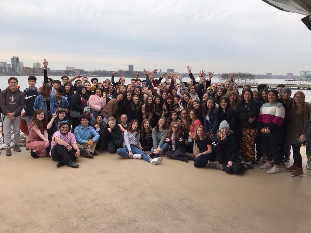 oconnororch's tweet photo. Memories made! #OCJNYC #springtrip2019 https://t.co/FOeQNmTTlx