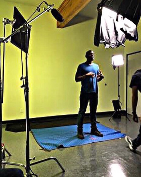 In my favorite space, in front of the camera 🙌🎬🎥 
#pretend #makebelieve #actor #actorslife #actorinla #acting #art #artist #commercial #filming #project #imaginarytheatricals #losangelestheatre #ca #california #la #losangeles