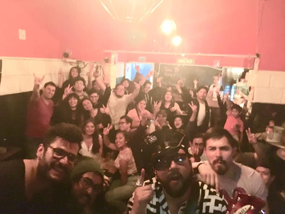 L3ON_MX's tweet photo. Qué onda con Puebla y con lo chida que es su banda 🤯🤯🤯❤️
#L3ON #Puebla #SaludParaTodos https://t.co/HzINQgxwhs