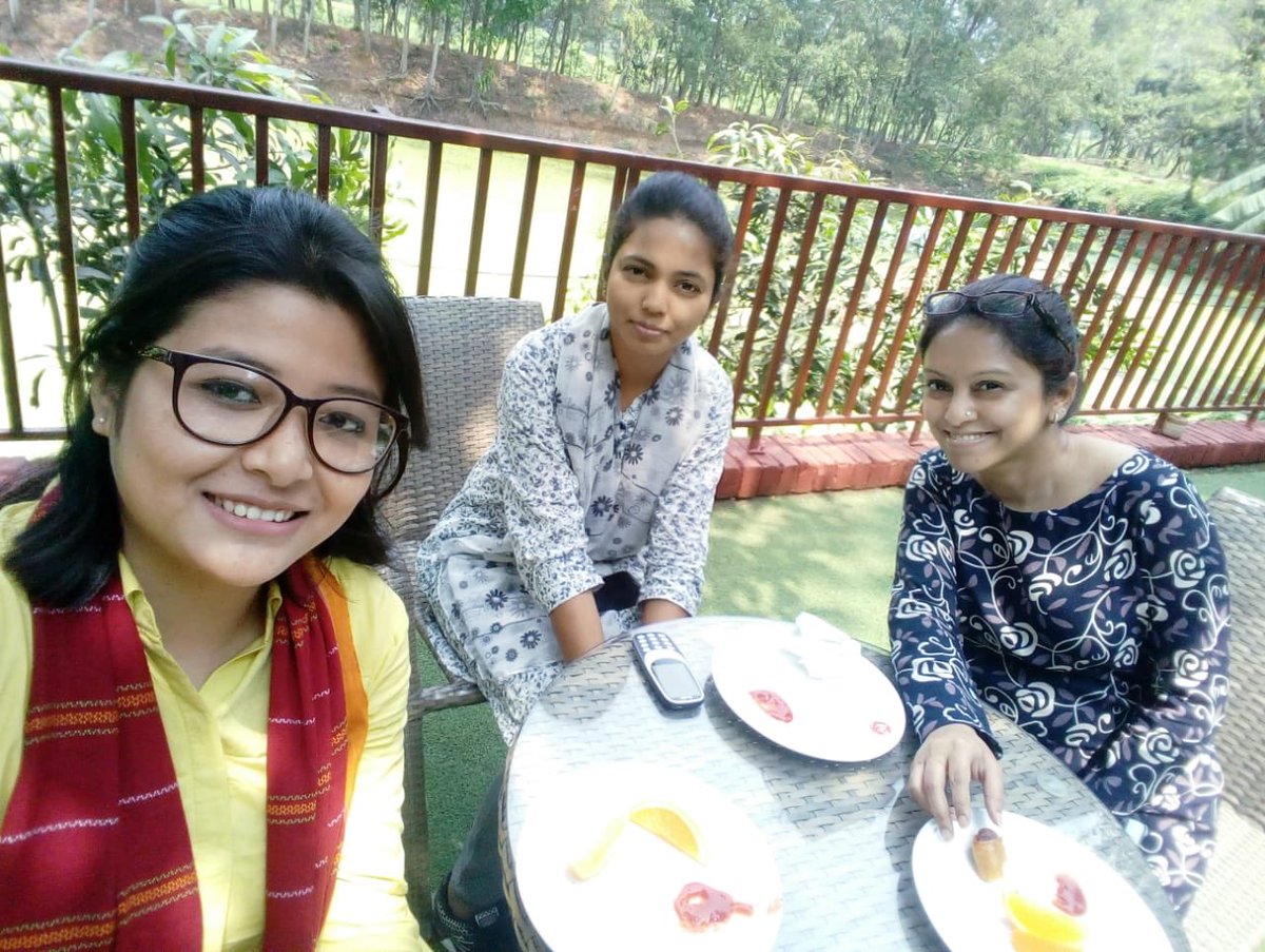 Sabrina15268107's tweet photo. I am at the #commsworkshop19 with @StartfundBd. Very productive and fun! https://t.co/fqU6R2u1yJ