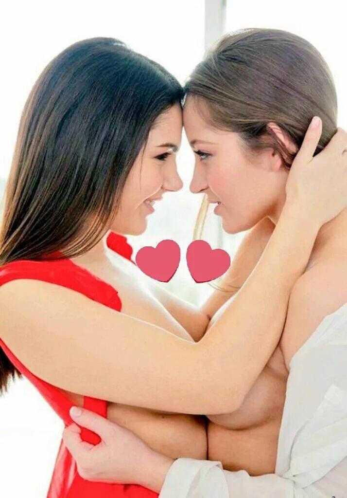 احببت صباحي بك احببت حديثك الغارق بالجمال فصباح الخير لك وصباحي جميلاً بك💋❤️