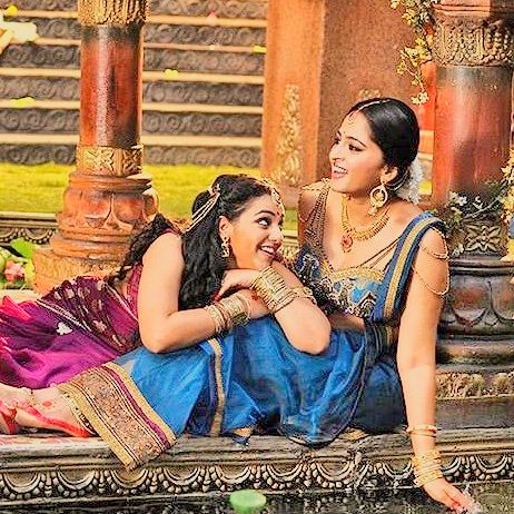 Wishing the beautiful @MenenNithya garu a very happy birthday and a fantastic year ahead on behalf of all Sweety #AnushkaShetty fans! 😀❤️ #HBDNithyaMenen