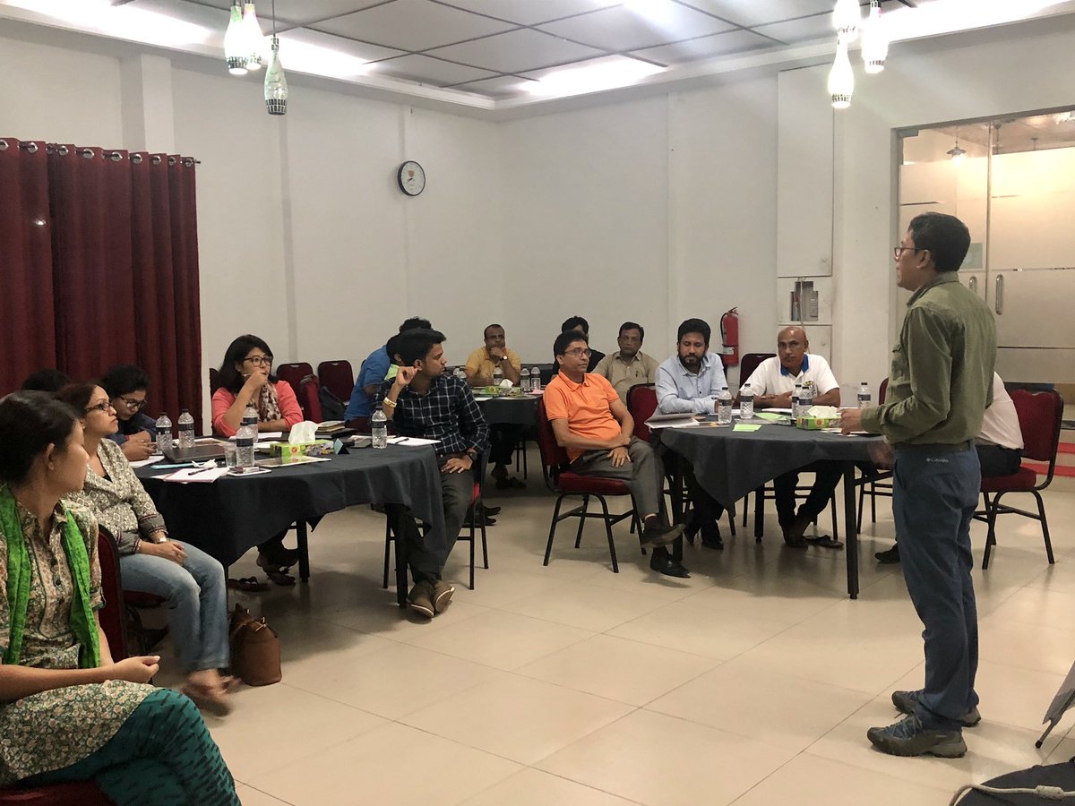 StartNetwork's tweet photo. #StartFundBD is in its three day #commsworkshop19 with local organisations to help build effective and local communications during crisis response @StartFundBD https://t.co/sItieNwhfP