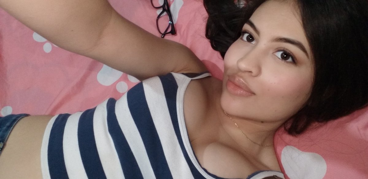 Kellyvega_'s tweet photo. Feliz noche 🌃 #Domingo #noche #Cali #Colombiana https://t.co/ZHuOfly7XO