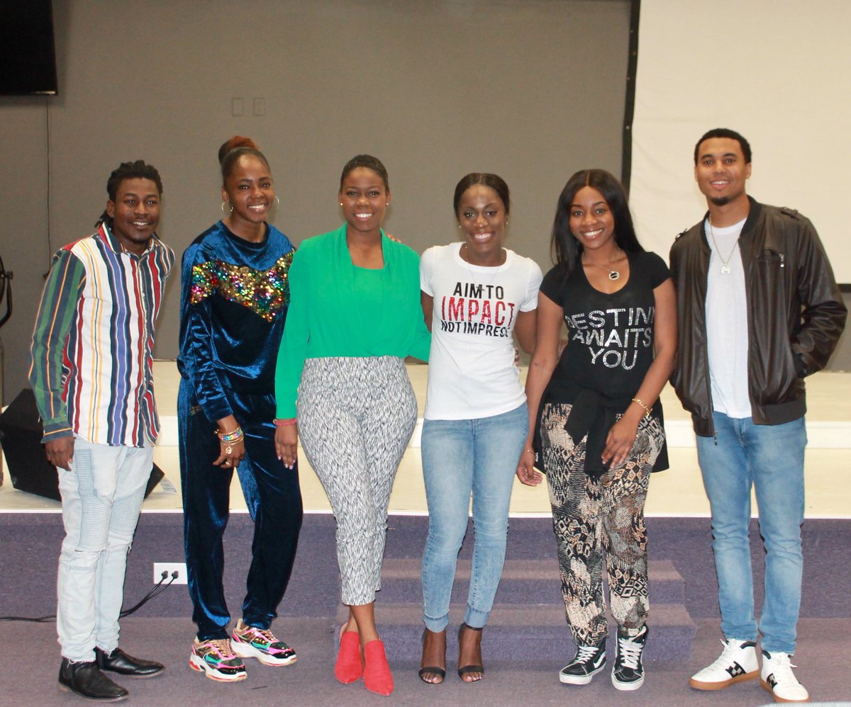 destiyanabadd's tweet photo. Check out my Non- Profit Organization Destiny Awaits You Foundation x Aim To Impact Not Impress - @iamluctresaj 
4th Annual: #ThePromProject2019 

Stay tuned to see the seniors on their big day #Prom2k19 https://t.co/BIzSFF2zh6