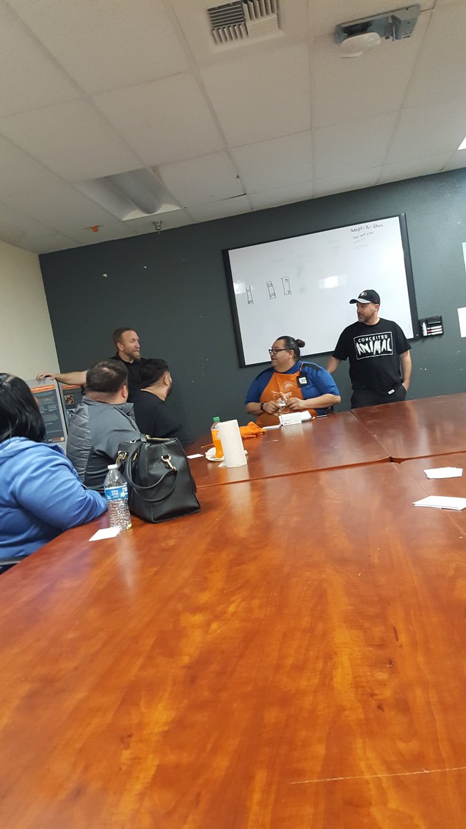 angeireta's tweet photo. @0657HD @homedepot #sanrafael 
cashiers mitting. @kferguson805 @RobertHepburn7 thanks for a great mitting. #livinghdvalues https://t.co/85eZrkHiLI