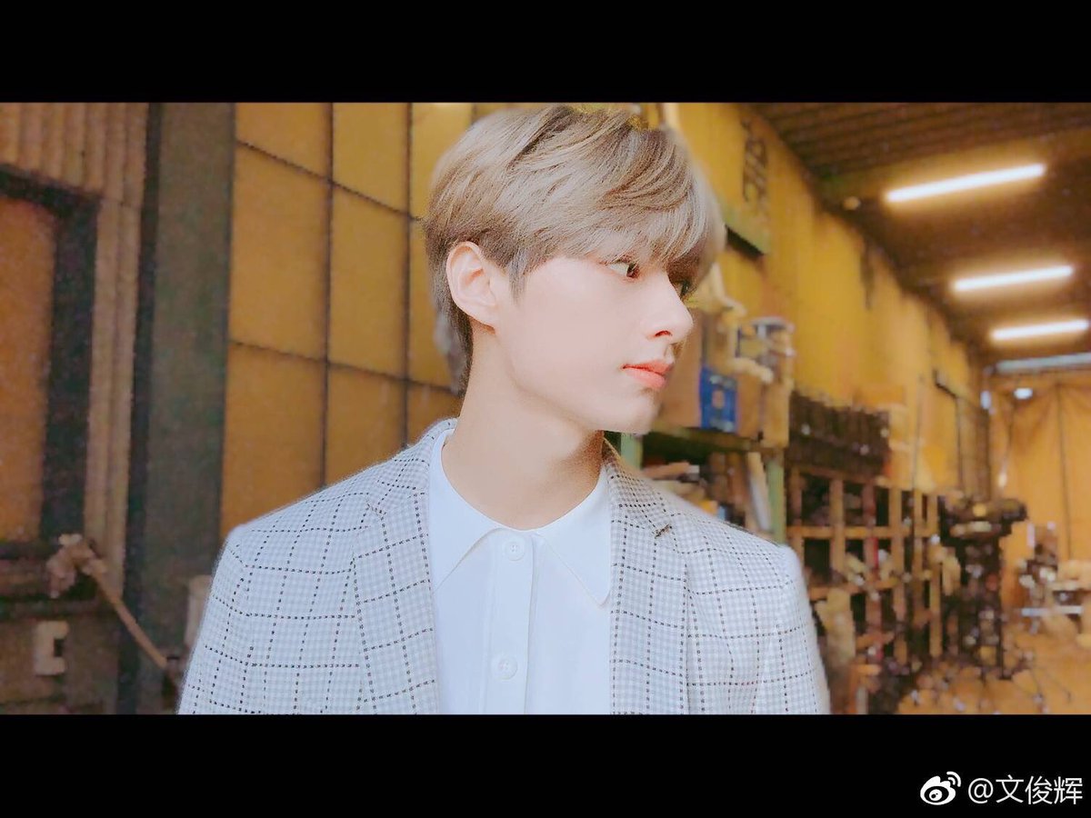 준이야 사진 너무 예뻐ㅠㅠㅠ