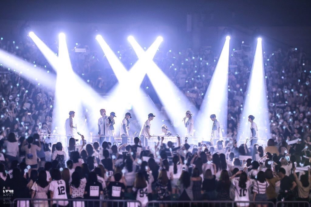 exo_spheric7's tweet photo. Happy Anniversary Meme Kings ^^
I love you all so much and can't wait for many more years of laughing and experiencing a slice of happiness with you. Thank you for working so hard and coming this far to give us such great memories and music.
#7togetherWithEXO #Exo7thAnniversary https://t.co/lW4vrvdEds