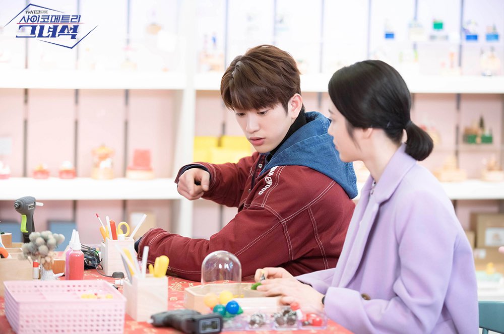 D3mxraLUUAIDR3n.jpg:orig