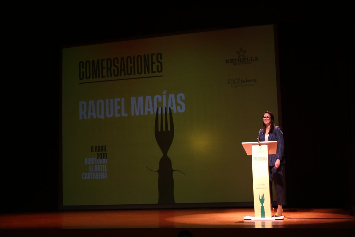 <a href="/RaquelMaciasZ/">Raquel Macias</a>, Directora Comunicación del <a href="/GrupoDaniGarcia/">Grupo Dani García</a> se pregunta en #Comersaciones2019 ¿cuándo empieza la experiencia con un cliente en un restaurante?