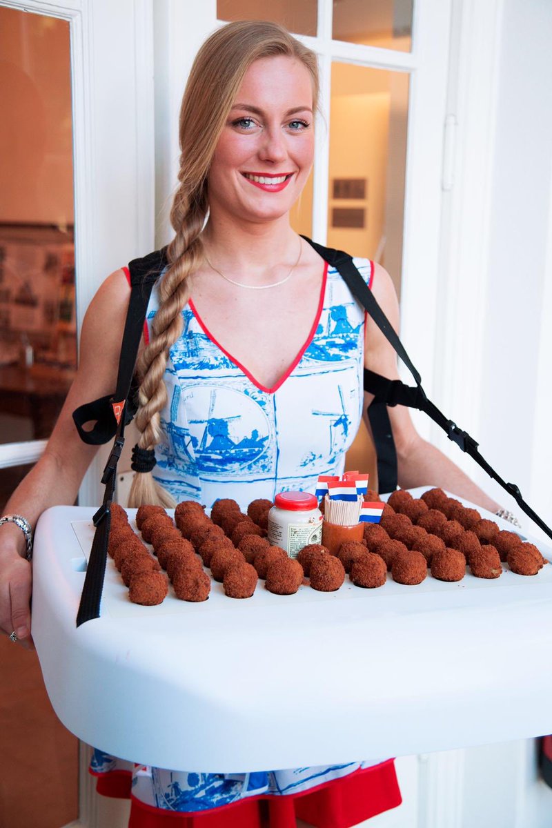 Uw #bitterballen op een andere wijze #presenteren tijdens uw #receptie of #feest? Neem contact op met info@deevenementassistent.nl