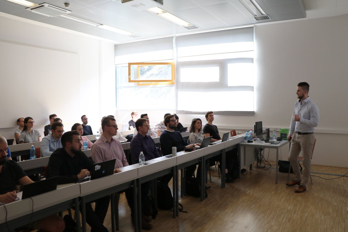 JoyfulCraftsmen's tweet photo. Moc nás těší, že jste se zastavili na #datafest2019 u našeho stánku a na přednášce a workshopu @TomasTucek a Olivera! 💪 Bylo to skvělé! 👻 A co bude dál? No přeci náš speciální JC DEN! 😛 Keep in touch a brzy zveřejníme více podrobností! #datalovers #datawarehousing #joyfulBI https://t.co/eEoLRLFetY