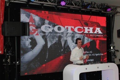 Issue Magazine (@issuemagazine) on Twitter photo Geen feest zonder <a href="/GotchaGroup/">Gotcha Group</a>
Natuurlijk zijn zij aanwezig op het Issue Event zondag 14 april 2019. Incl. DJ &TONY en zangeres SuusieQ
Van de shiny DJ booth tot aan het grote LED scherm, alles klopt.
We zien je graag tussen 12.00-18.00u
bij <a href="/knooklandrover/">Knook Breda</a> Veldsteen 2 Geen feest zonder <a href="/GotchaGroup/">Gotcha Group</a>
Natuurlijk zijn zij aanwezig op het Issue Event zondag 14 april 2019. Incl. DJ &TONY en zangeres SuusieQ
Van de shiny DJ booth tot aan het grote LED scherm, alles klopt.
We zien je graag tussen 12.00-18.00u
bij <a href="/knooklandrover/">Knook Breda</a> Veldsteen 2