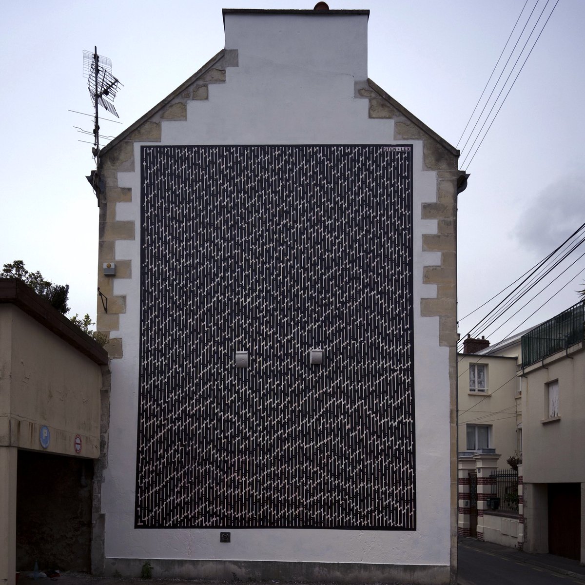 stenlex's tweet image. Sten Lex, screen, Palma, Caen, 2019.