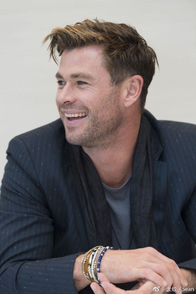 📸 : ภาพ close up ใหม่ครับ #ChrisHemsworth