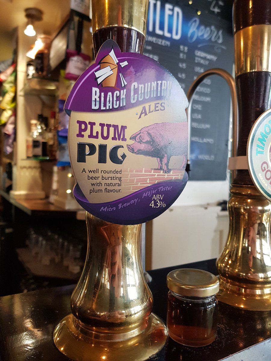 The Castle Pub tweet media