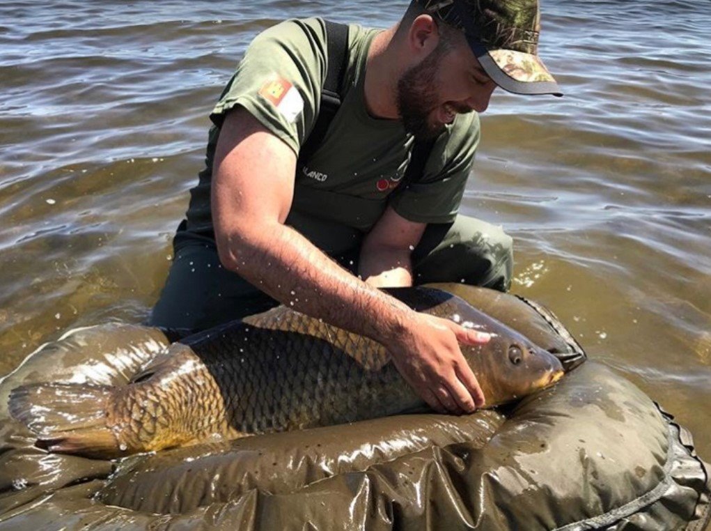 clicandfish's tweet photo. 🐟🎣¡Buen comienzo de semana y feliz lunes!🐟🎣

Empezamos la semana dando la enhorabuena a nuestro compañero "Javi Blanco".

¡Su foto ha sido la más votada de la semana en nuestra comunidad!

Si queréis llegar a ser los ganadores del mes de abril ¡subid vuestras capturas! https://t.co/AKGtg3kORy