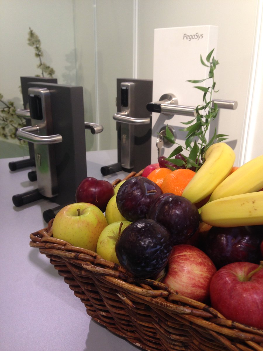 PCS_Muenchen's tweet photo. Zeit für einen HR-Vitaminschub? Infos und Beratung rund um Workforce Management, #Zeiterfassung, #Gebäudesicherheit und #Besuchermanagement gibt's bei #PCSSystemtechnik in Halle 1, Stand C.07 auf der #ZukunftPersonalSüd in Stuttgart, 09. und 10. April. Sehen wir uns? https://t.co/qrYhZa5Jal