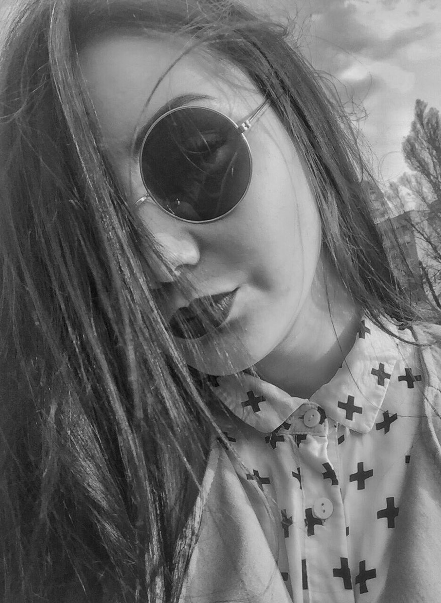 ktsk_24's tweet photo. Глаза цвета темной печали🖤 https://t.co/VyOlmVFkhZ