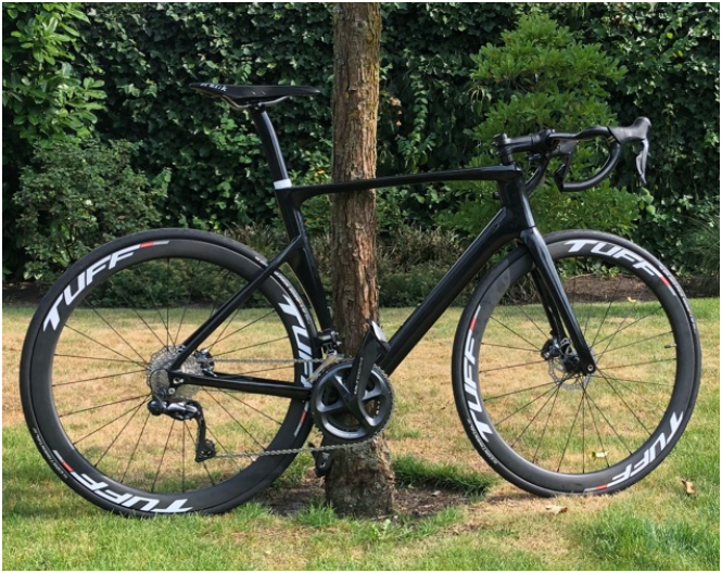 WCB-R-166 Full monocoque carbon aero road bike, stiff, comfortable. A superbike for the real world. we are cyclists and every day we come to work with a passion to make the best bicycles we can. We strive for a good Disc Brake Road Frame Kit Full Carbon Road Disc Ebike Frameset .
