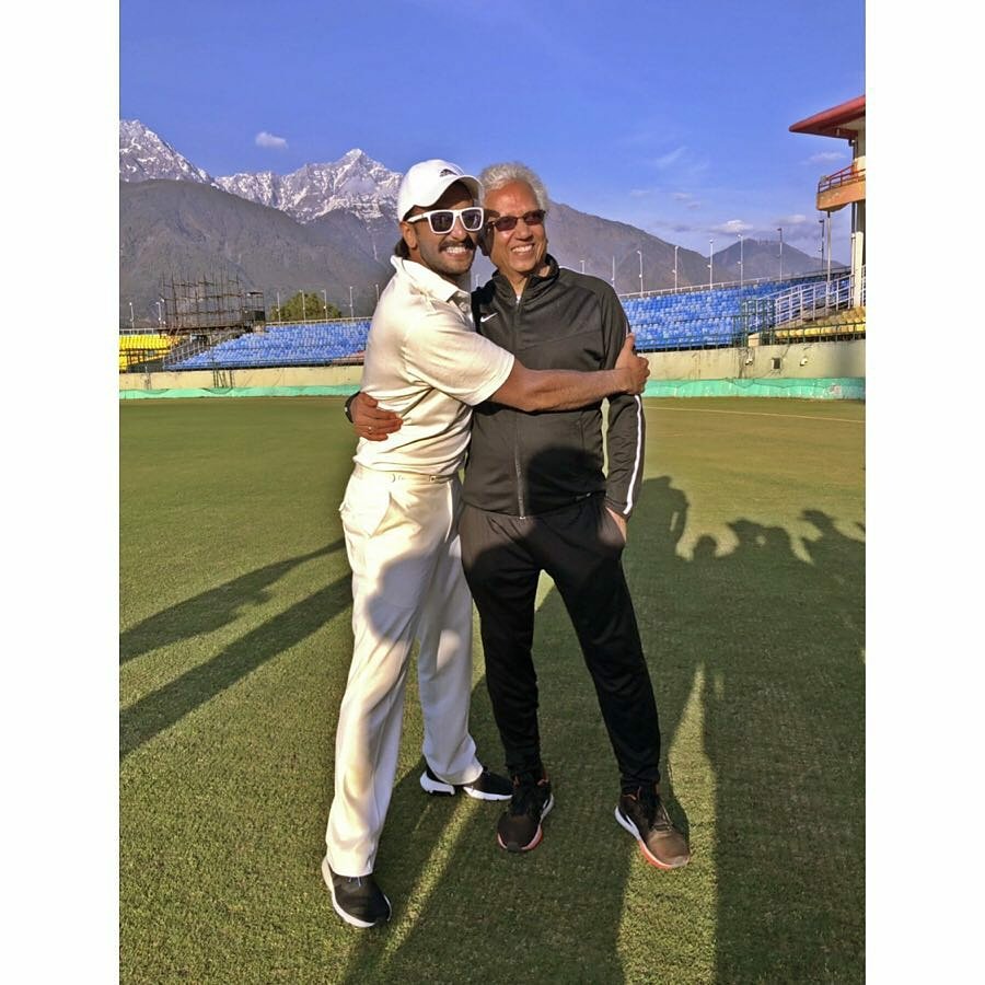 Viv Richards called him “one of the nicest men to have ever played the game”. @RanveerOfficial definitely agrees! #Relive83 

#MohinderAmarnath @kabirkhankk @83thefilm #MadhuMantena @vishinduri