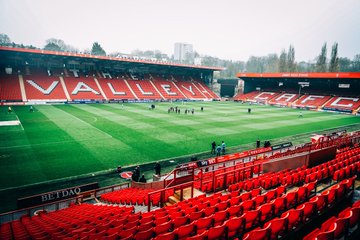 View image on Twitter