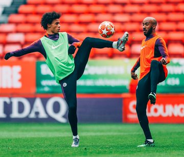 View image on Twitter