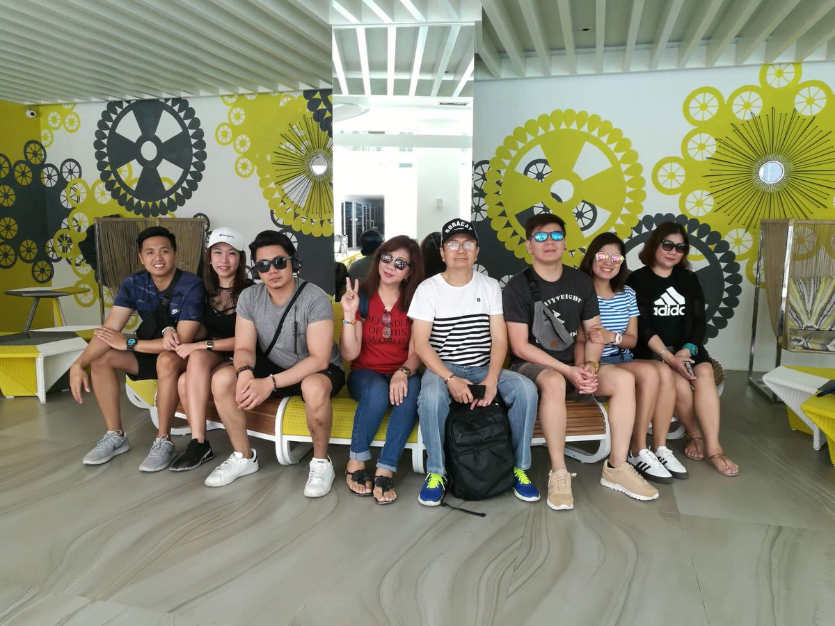 Jp_balanon's tweet photo. Thank you #astoriaCurrent for a very pleasant and wonderful experience. Until our next boracay vacation. https://t.co/C9ceRQ1ewP