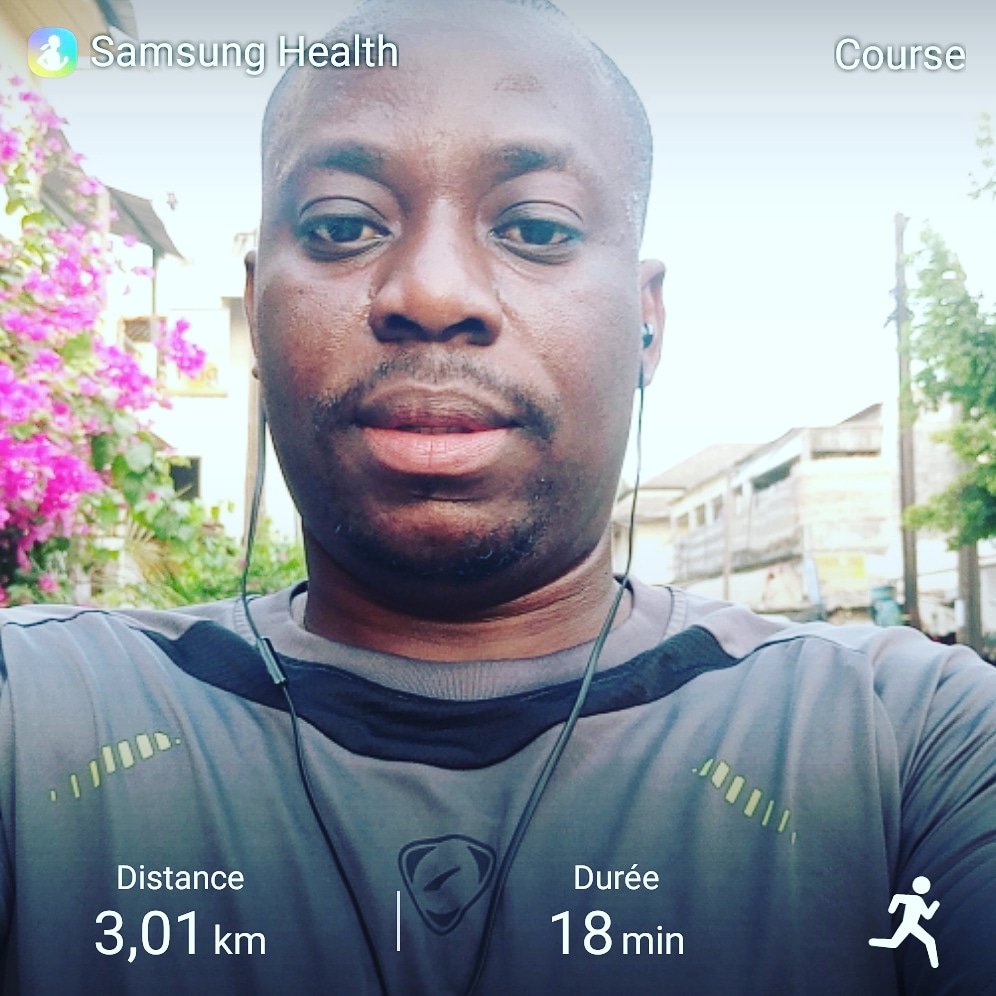 CarlosHayibor's tweet photo. The 10km will be for tomorrow. Je cours dans la #Casamance
#RunnerForEver
#RunnerForLife https://t.co/WClpdEZtEG
