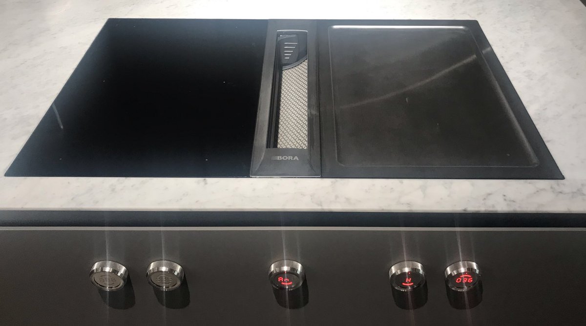A #bora #professional installed at #Molteni #dada in London ready for there demonstrations. #enjoy #cooking #jointes